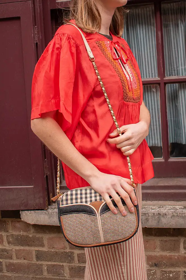 Sessùn Divine Sandblack Shoulder Bag - The Mercantile London