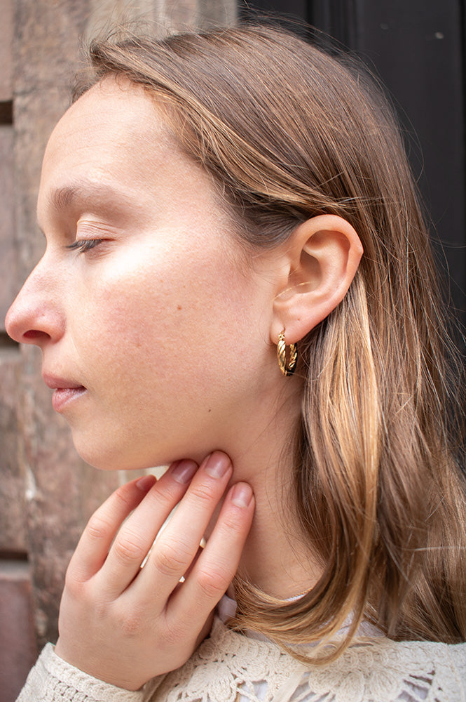 and danu Shearwater Small Gold Hoop Earrings - The Mercantile London
