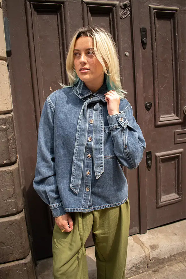 Object Bow Medium Blue Denim Shirt