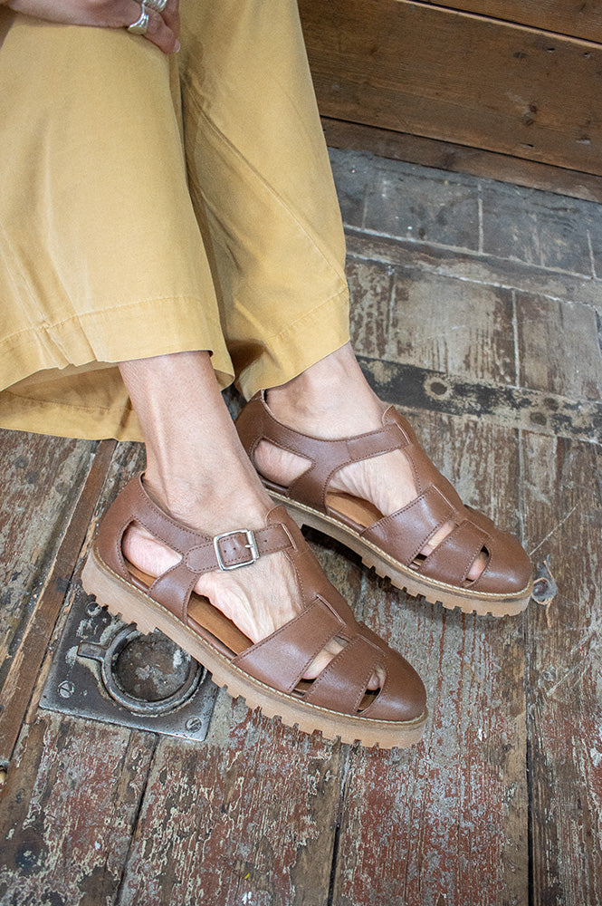 Pavement Lavita Tan Sandals - The Mercantile London