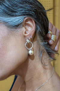 Shyla Layla Solid Ball Silver Earrings - The Mercantile London