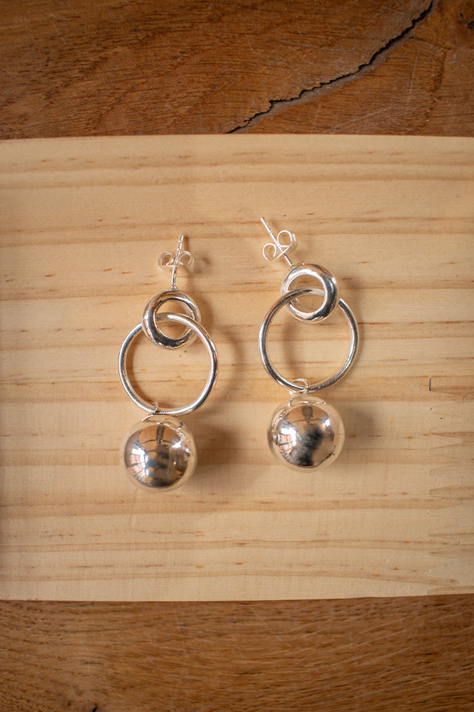 Shyla Layla Solid Ball Silver Earrings - The Mercantile London
