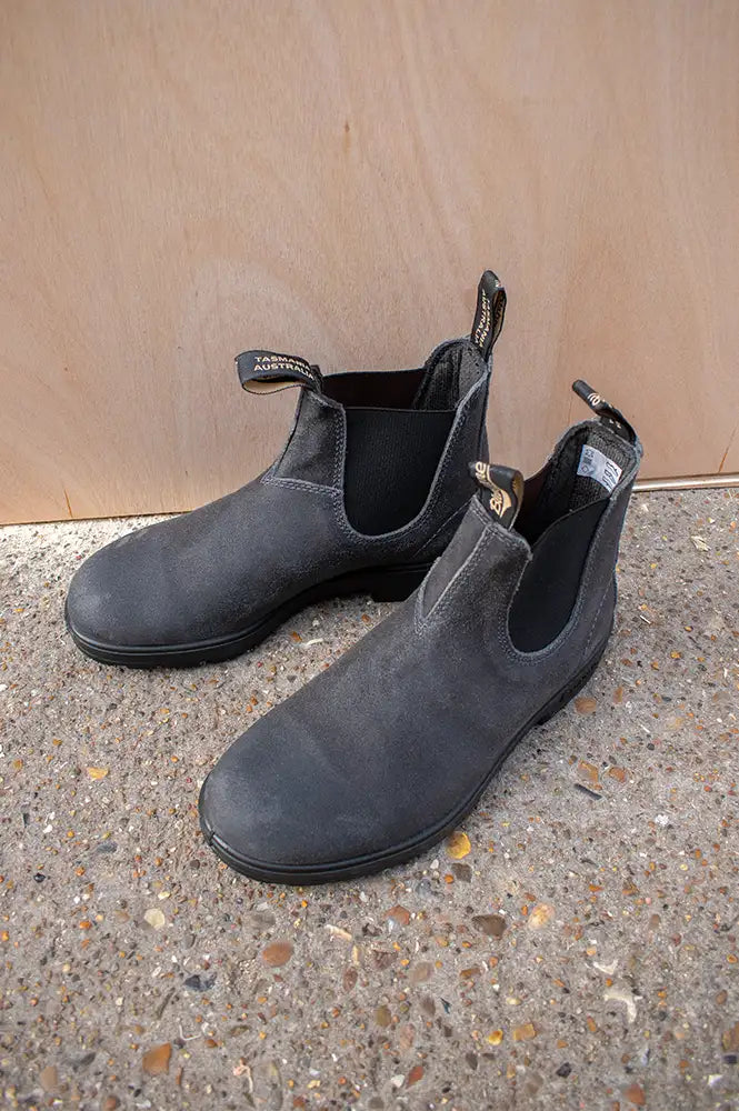 Blundstone 1910 Steel Grey Wax Suede Boots