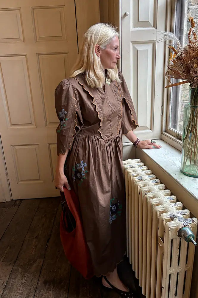 Stella Nova Embroidered Brown Loose Midi Dress