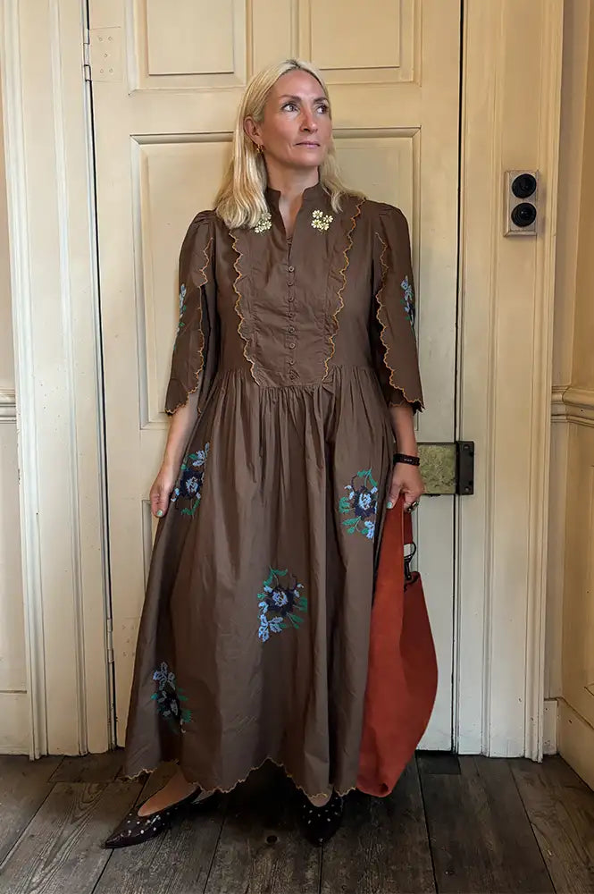 Stella Nova Embroidered Brown Loose Midi Dress