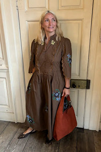 Stella Nova Embroidered Brown Loose Midi Dress