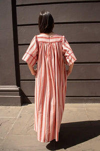 Projektityyny Pink Cherry Pop Striped Dress
