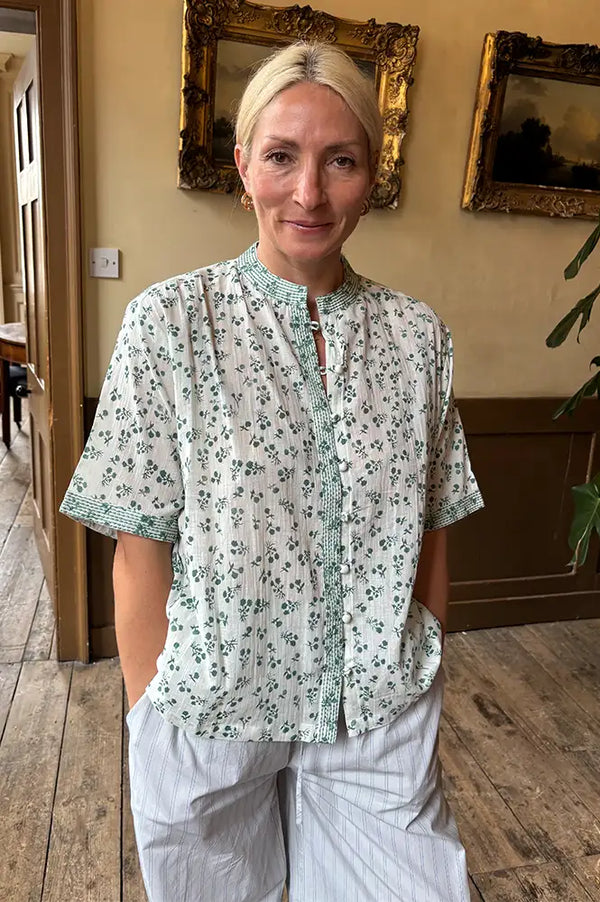 M.A.B.E Edie Green Floral Short Sleeve Blouse