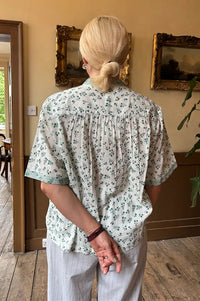 M.A.B.E Edie Green Floral Short Sleeve Blouse