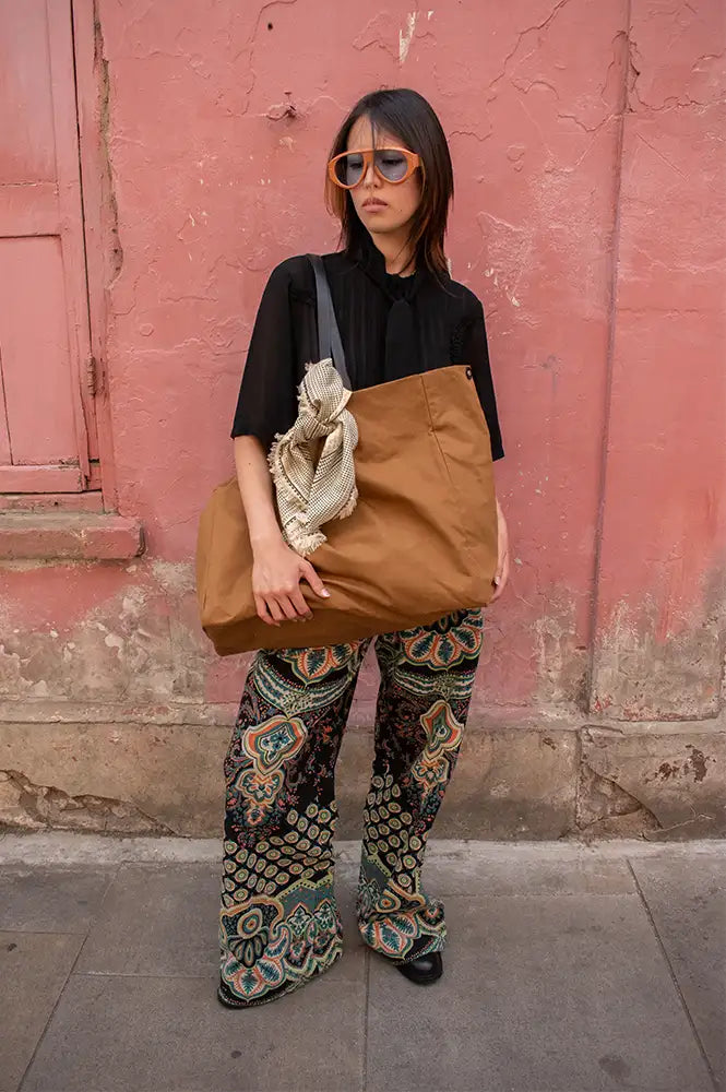 Kate Sheridan Tawny Giga Tote Bag