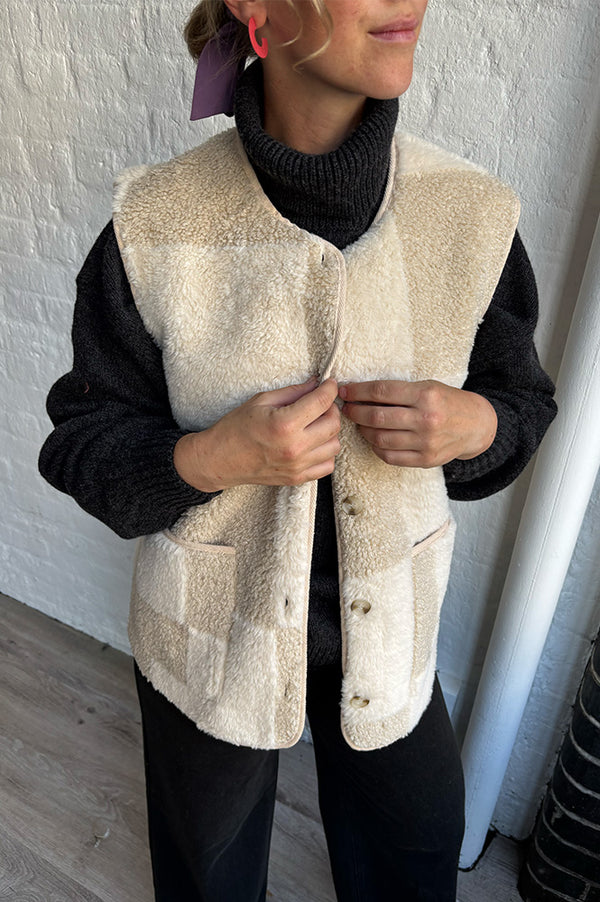 ICHI Tonza Patch Waistcoat - The Mercantile London