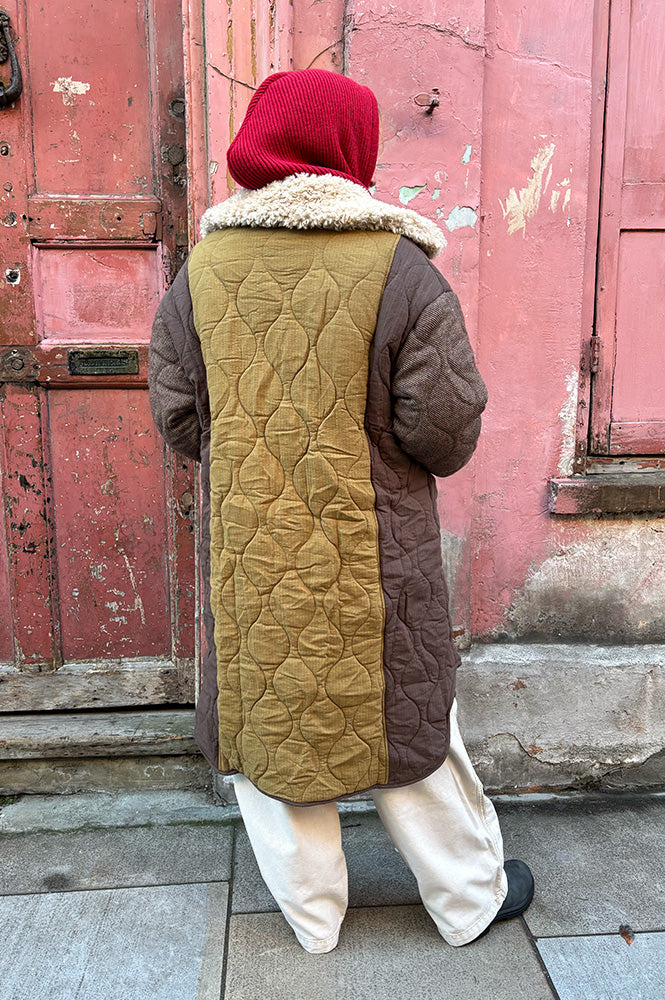 Amente Collared Patch Quilted Coat