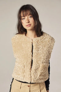 Amente Oatmeal Reversible Fur Vest