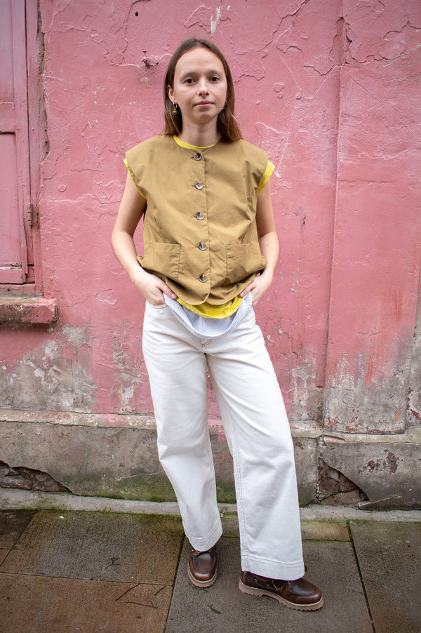 Yerse Hunter Green Sleeveless Vest