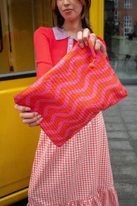 Compania Fantastica Wave Red & Pink Pouch Bag
