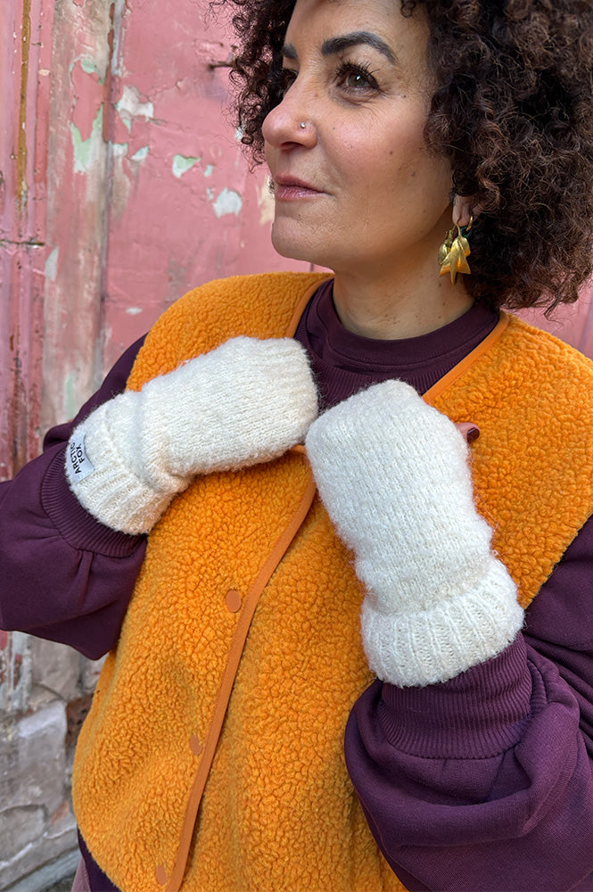 Arctic Fox Reykjavik Pebble Beige Hand Warmers