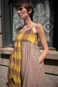 Amente Contrast Mustard & Brown Checkered Dress