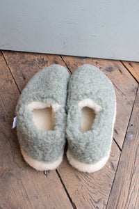 YOKO Wool Green Natural Slippers - The Mercantile London
