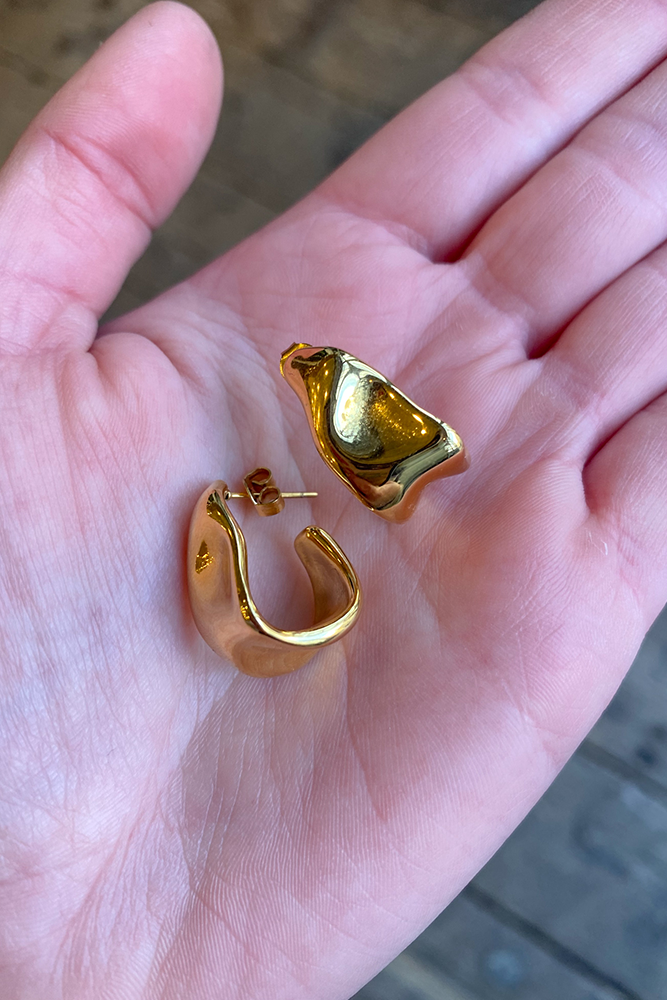 White Molten Curve Gold Plate Earring - The Mercantile London