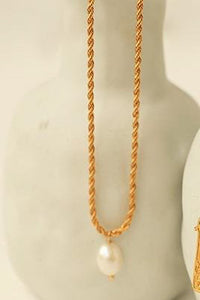 White Freshwater Pearl Twisted Chain Necklace - The Mercantile London