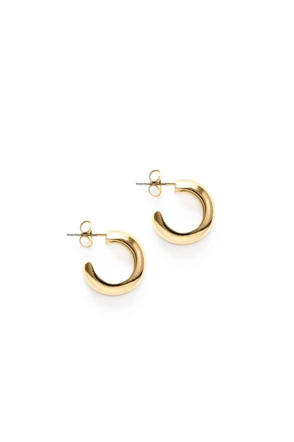 Amano Demure Huggie Hoops - The Mercantile London