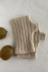 Mercantile Cashmere Cream Cableknit Long Mitts - The Mercantile London