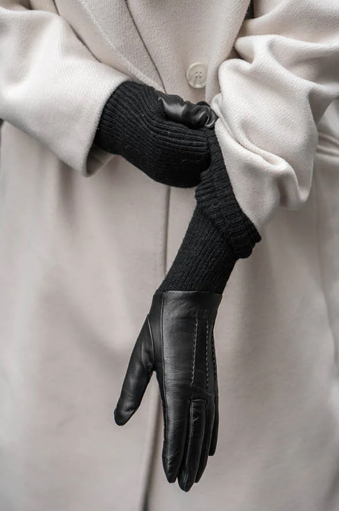 Markberg Helly Black & Black Cable Knit Gloves - The Mercantile London