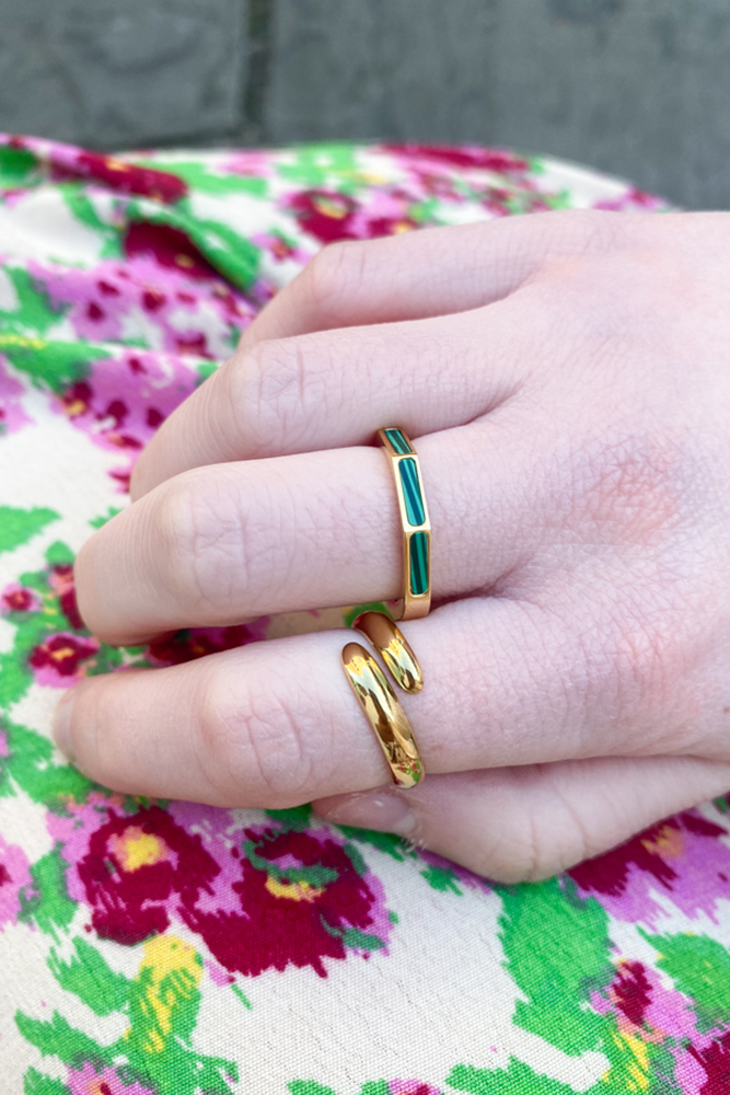 White Curve Twist Gold Plate Ring - The Mercantile London