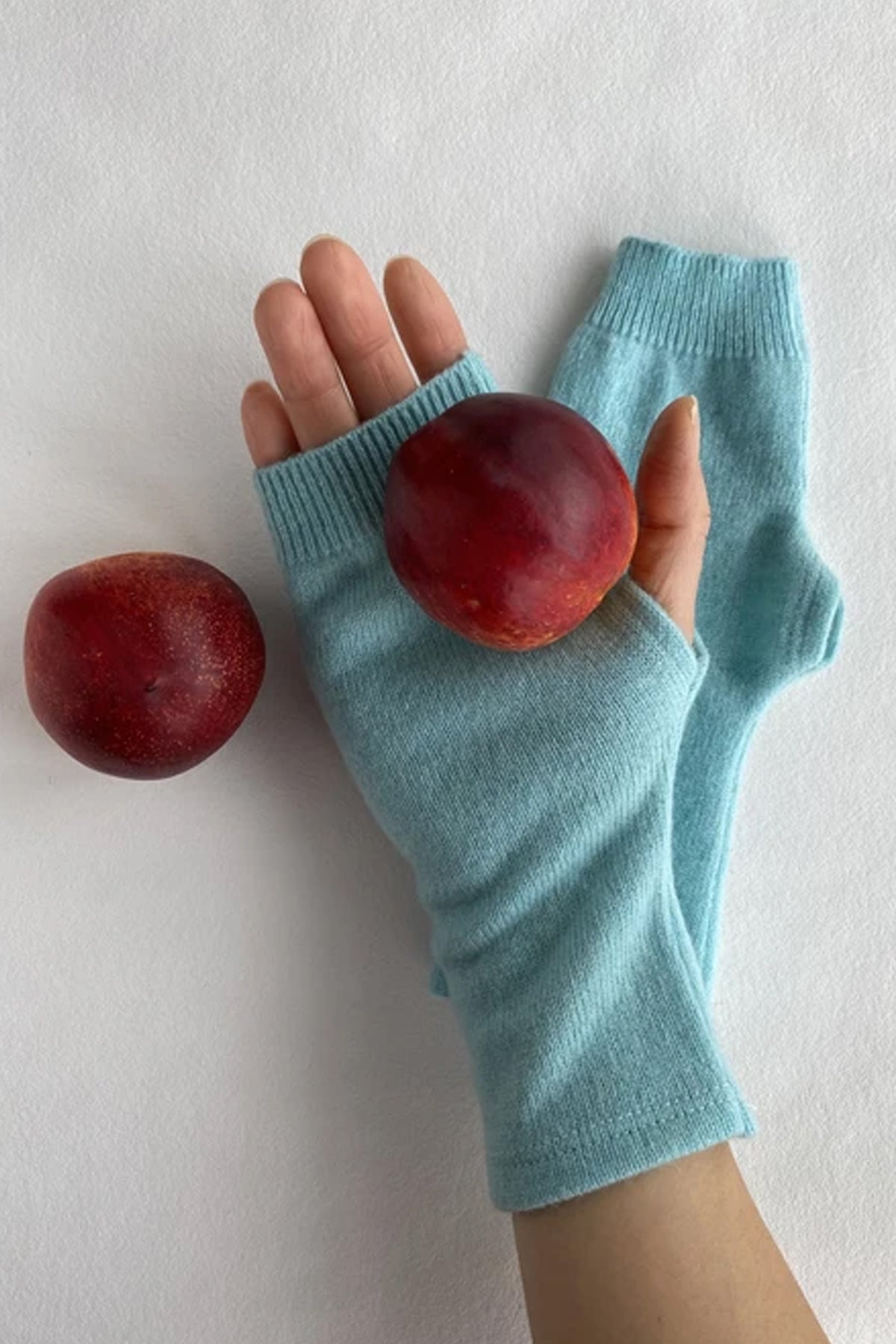 Mercantile Cashmere Blue Sea Long Mitts - The Mercantile London