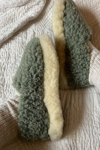 YOKO Wool Green Natural Slippers - The Mercantile London
