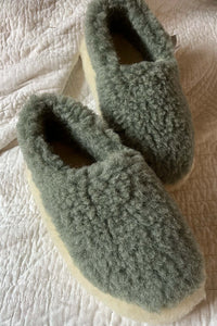 YOKO Wool Green Natural Slippers - The Mercantile London
