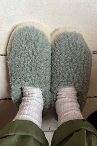 YOKO Wool Green Natural Slippers - The Mercantile London